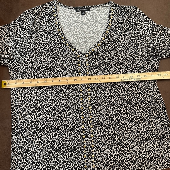 INC International Concepts Women's Printed Studded Top - Picture 6 of 8
